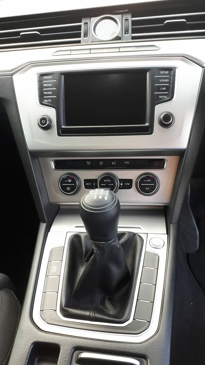 Volkswagen Passat 1.6TDI  120HP 2015 - Image 4