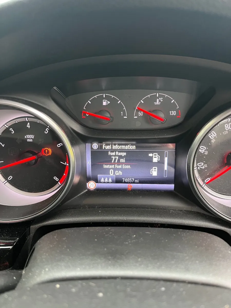 Vauxhall Astra 2017 - Image 2