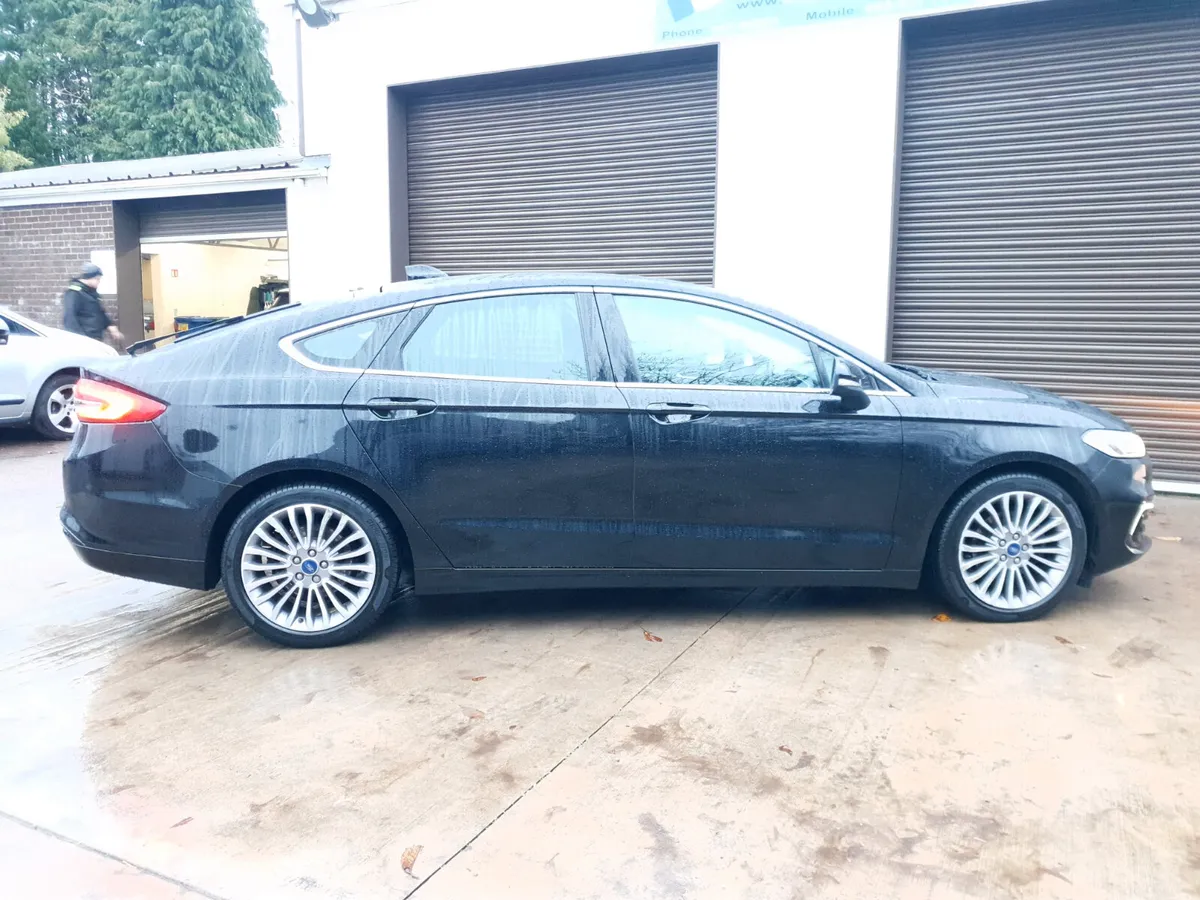 Ford Mondeo 2021 Titanium Auto - Image 2