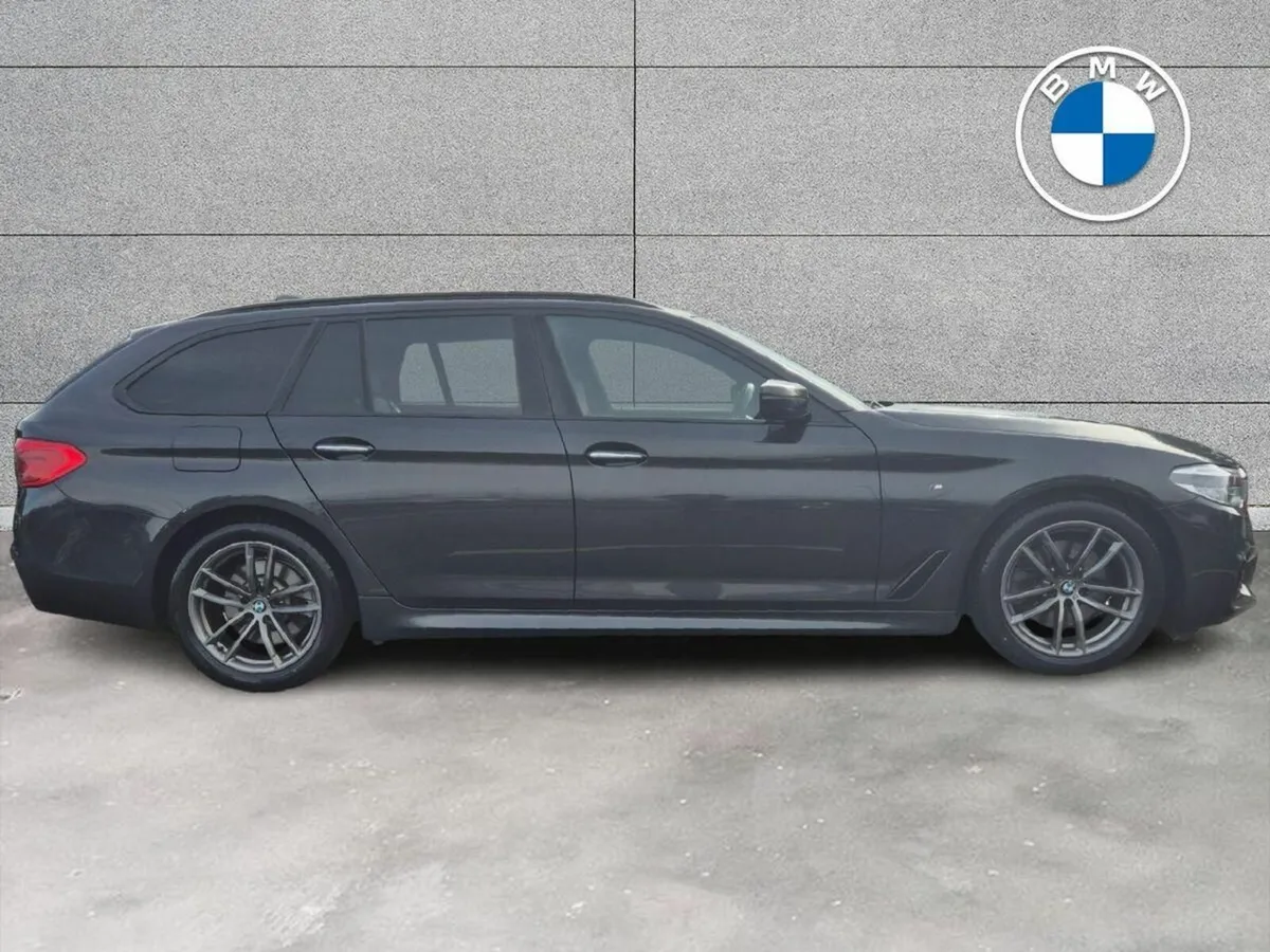 BMW 5-Series 520d M Sport Touring - Image 4