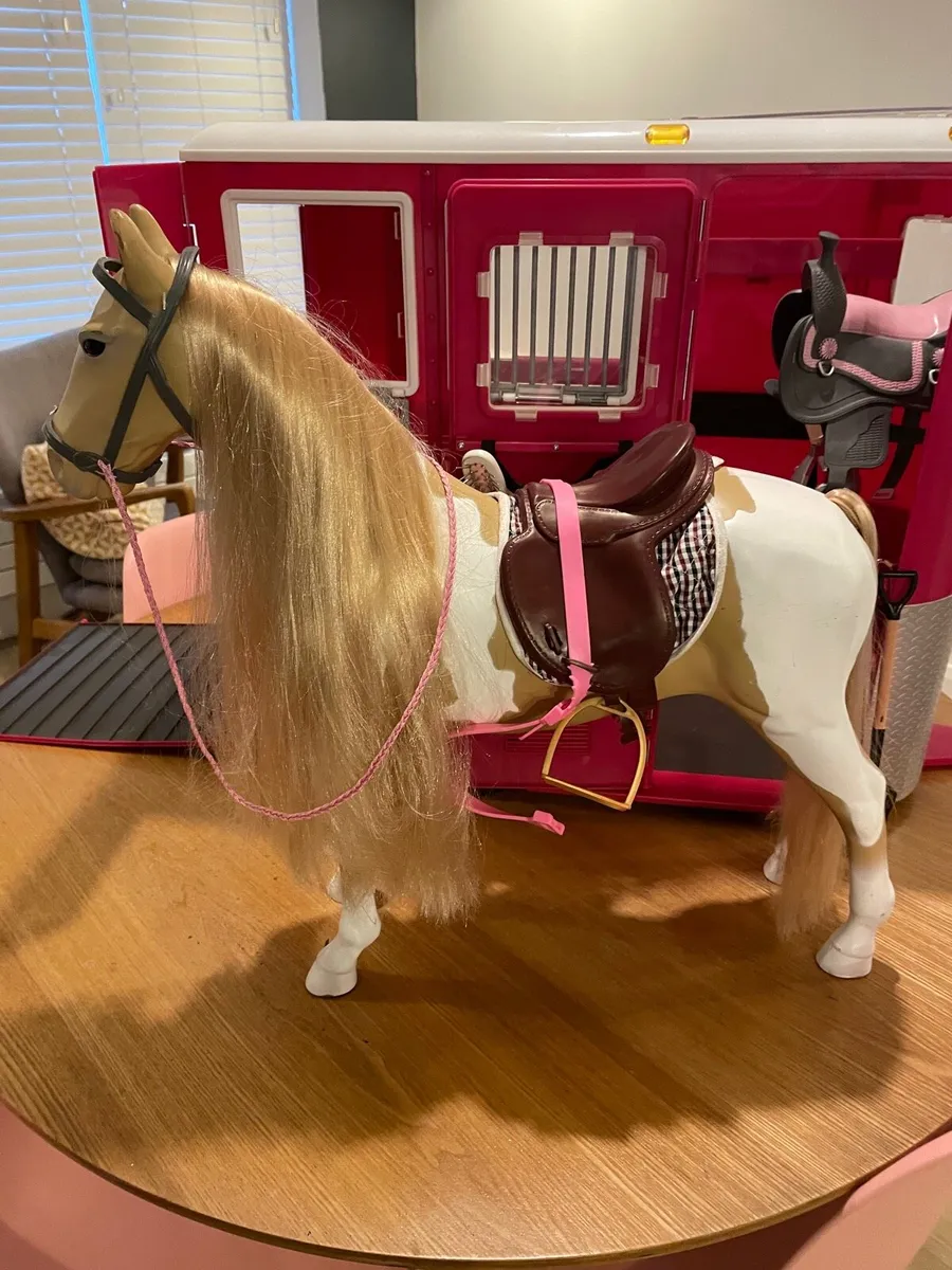 Our Generation Horse Trailer with Horse - Image 4