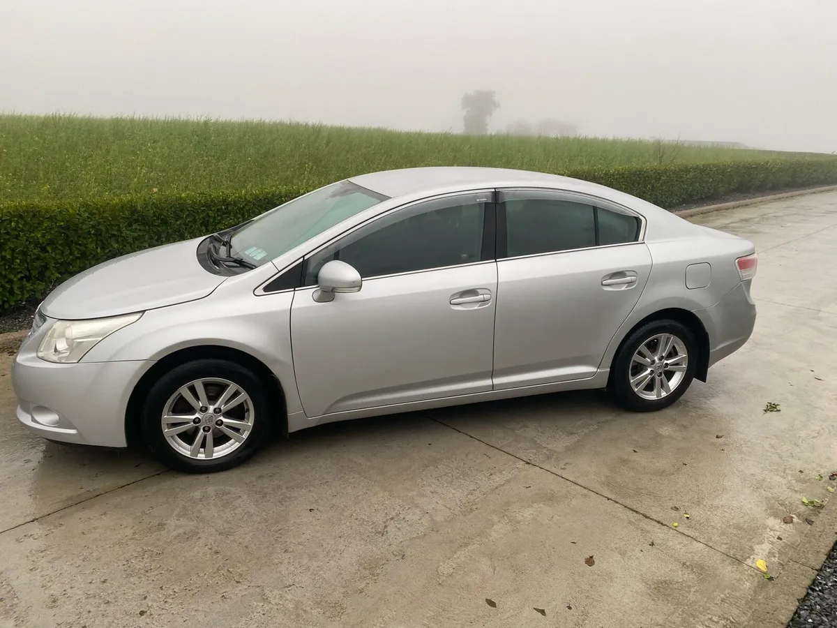 2009 Toyota Avensis 2.0 D4D low mileage - Image 2