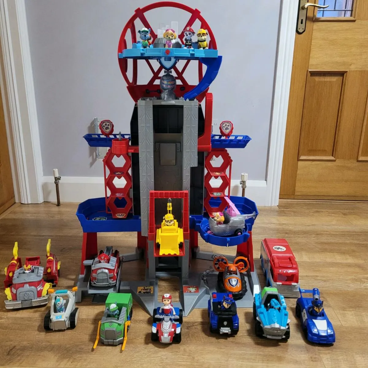 PAW Patrol Ultimate HQ Tower + 12 Vehicles & Pups - Image 1