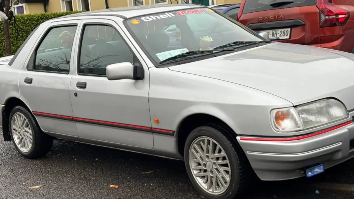 Sierra sapphire 2.0 cl, trade sierra/capri - Image 1