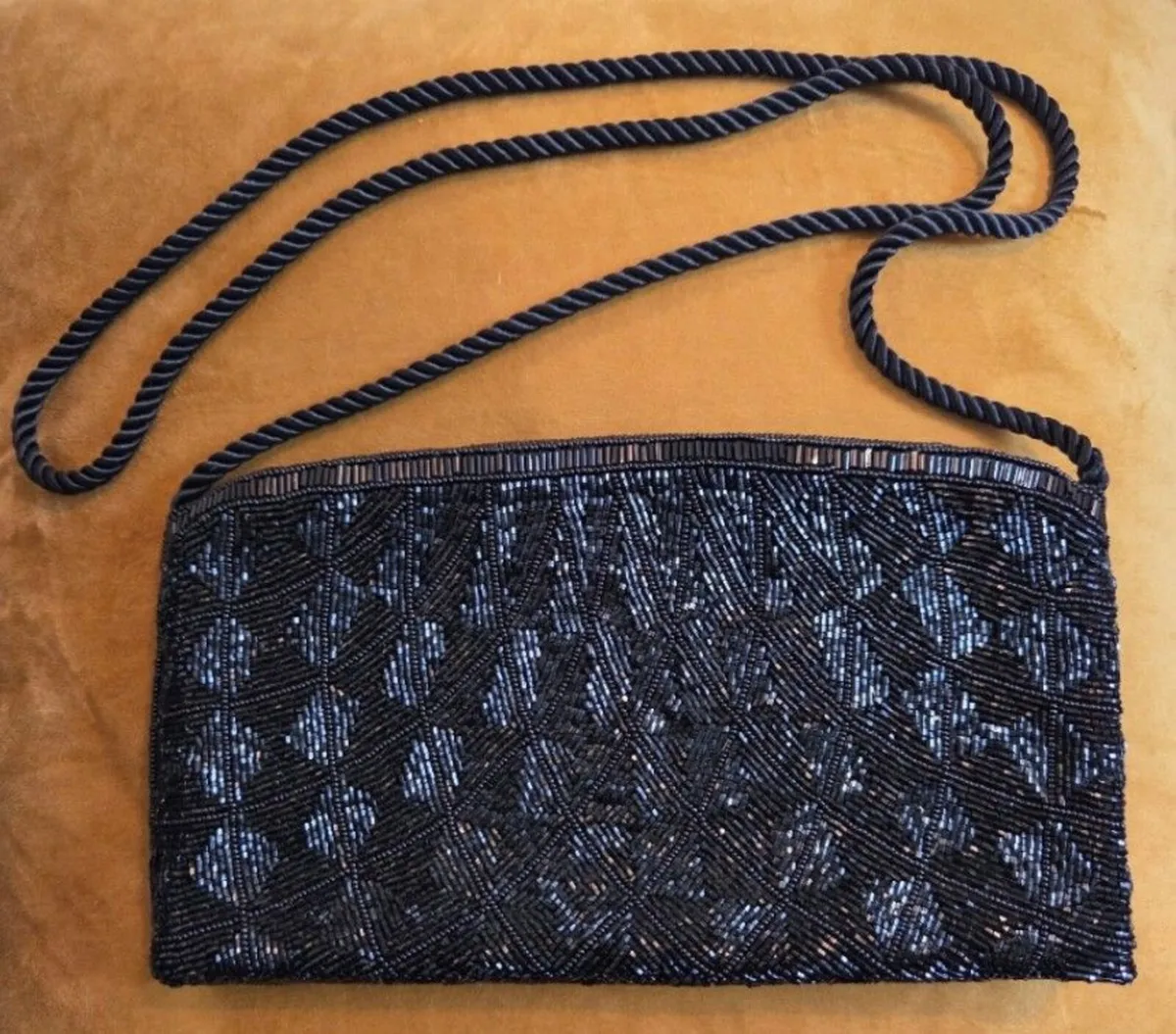 Paola Del Lungo black beaded evening bag - Image 2