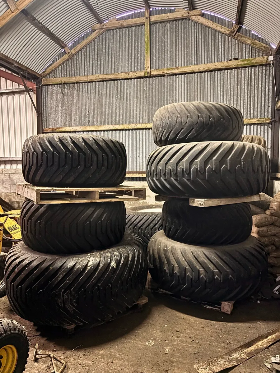 Grass / turf tyers - Image 1