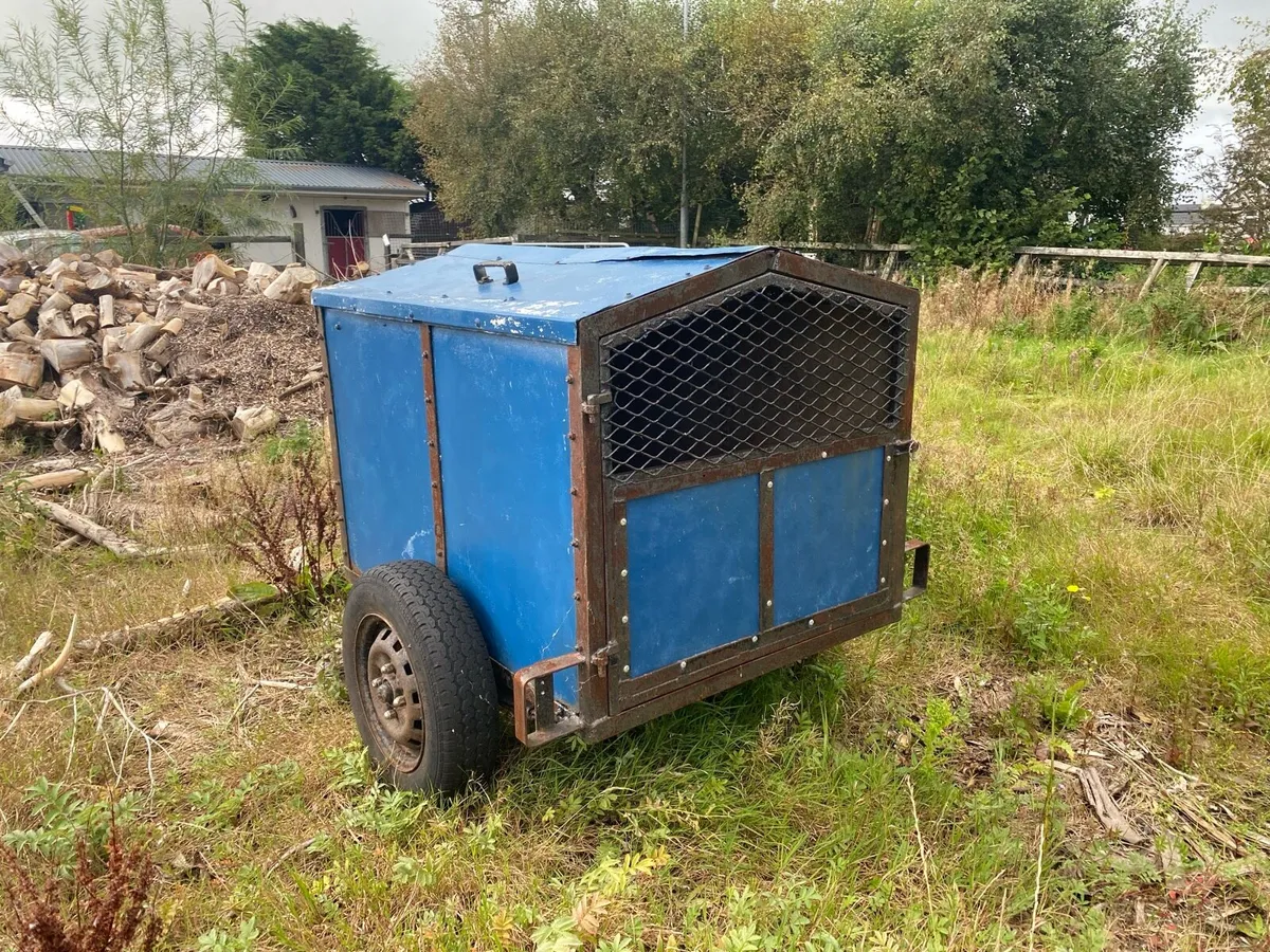 Small trailer - Image 2