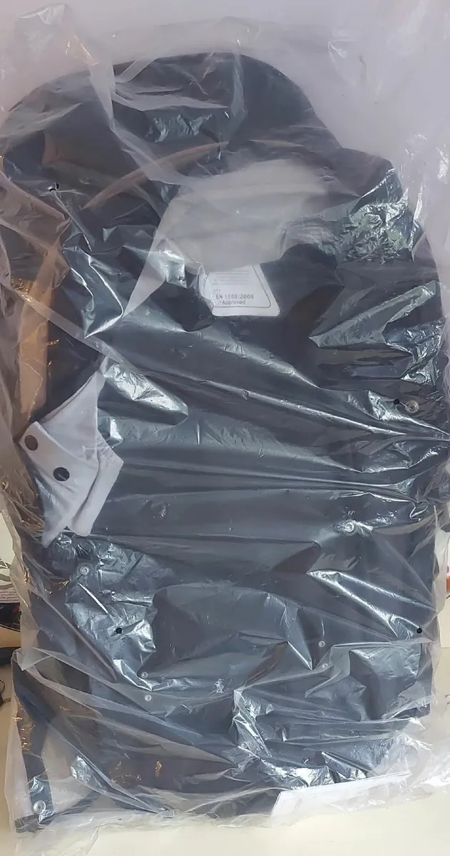 Pram/buggy Travel System. Never used. Brand new. - Image 3