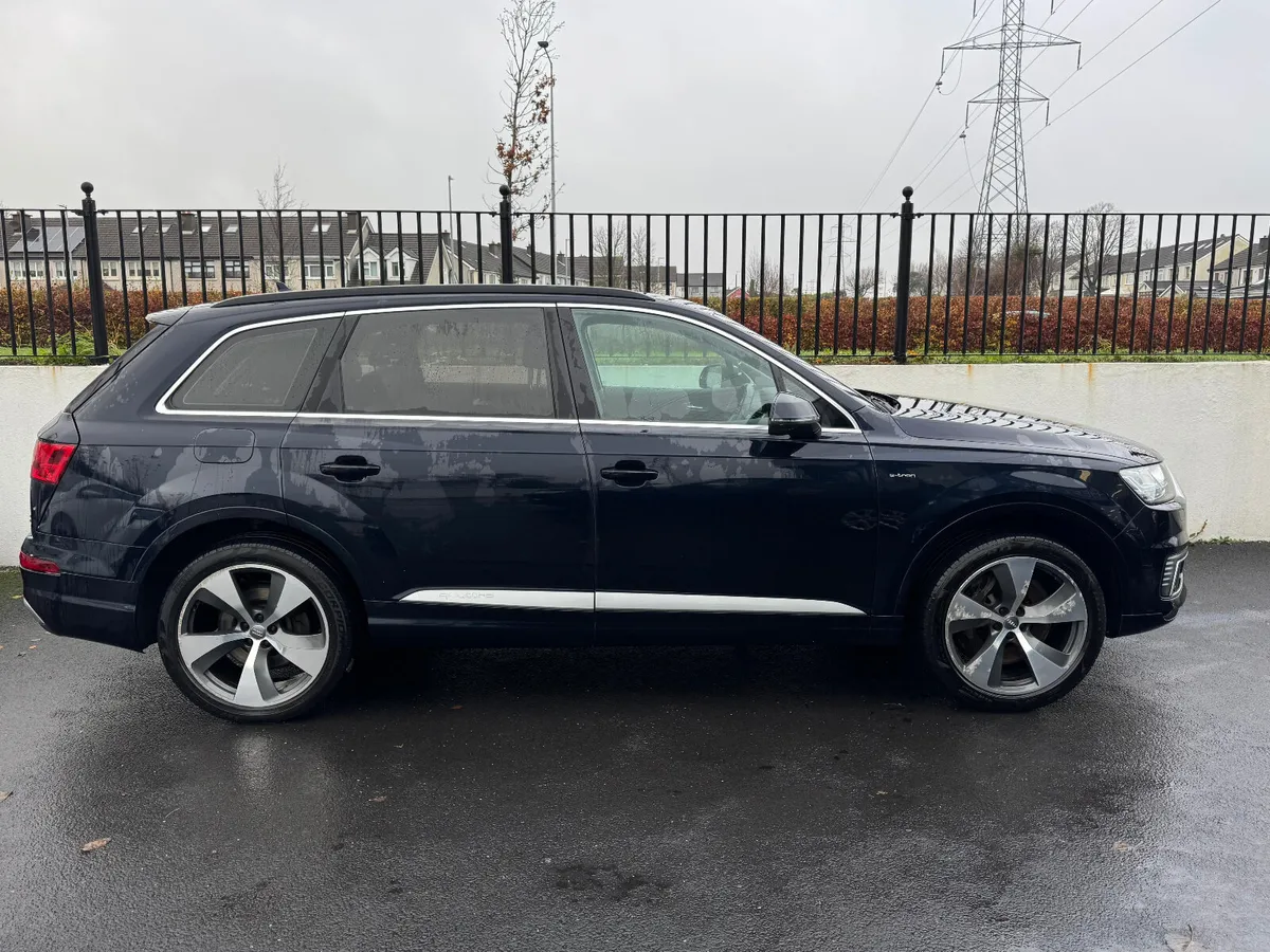 Audi Q7 3.0 DIESEL HYBRID 373BHP 2017 SUNROOF - Image 3