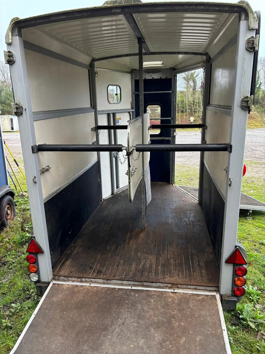 Horse box ifor williams 506 - Image 2