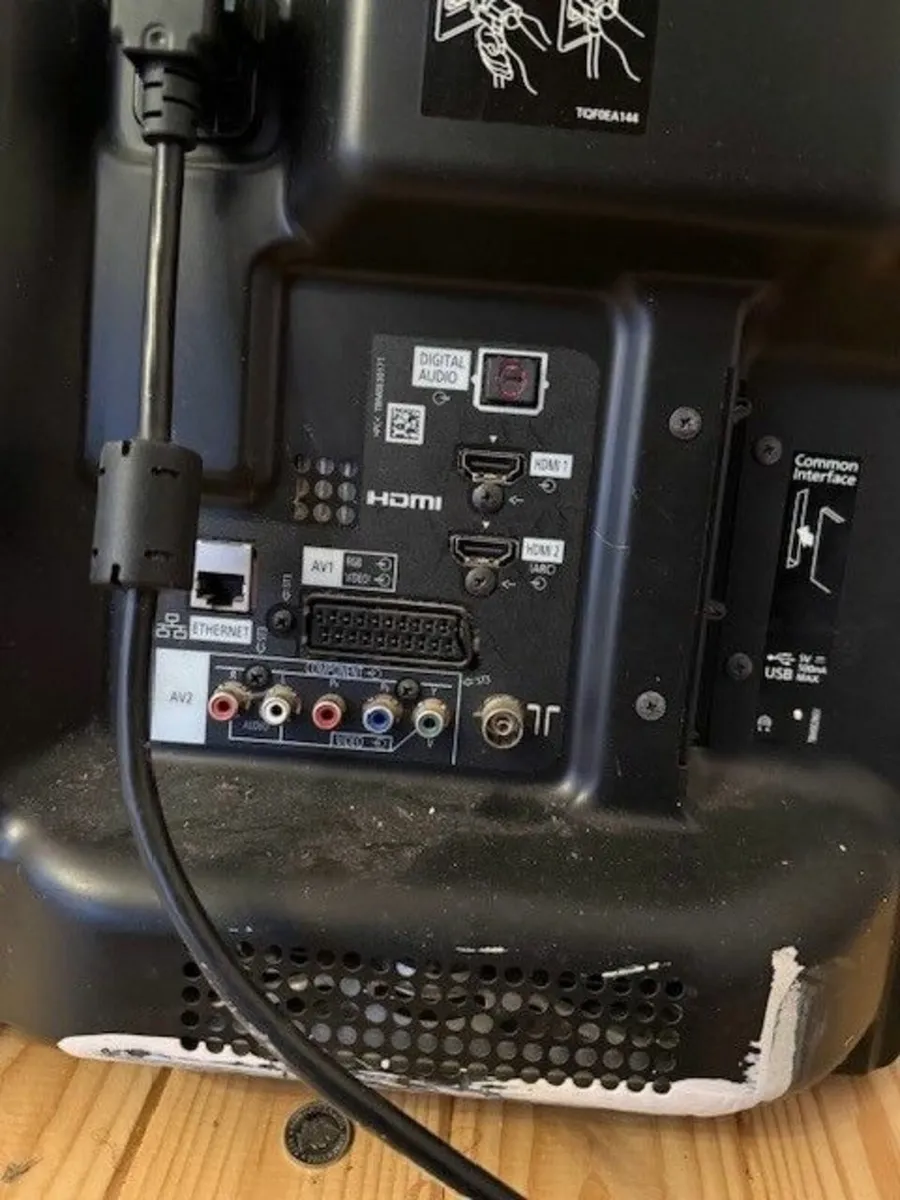 Television PANASONIC - Image 2