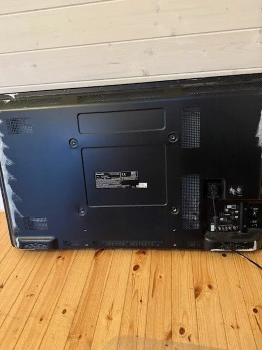 Television PANASONIC - Image 3