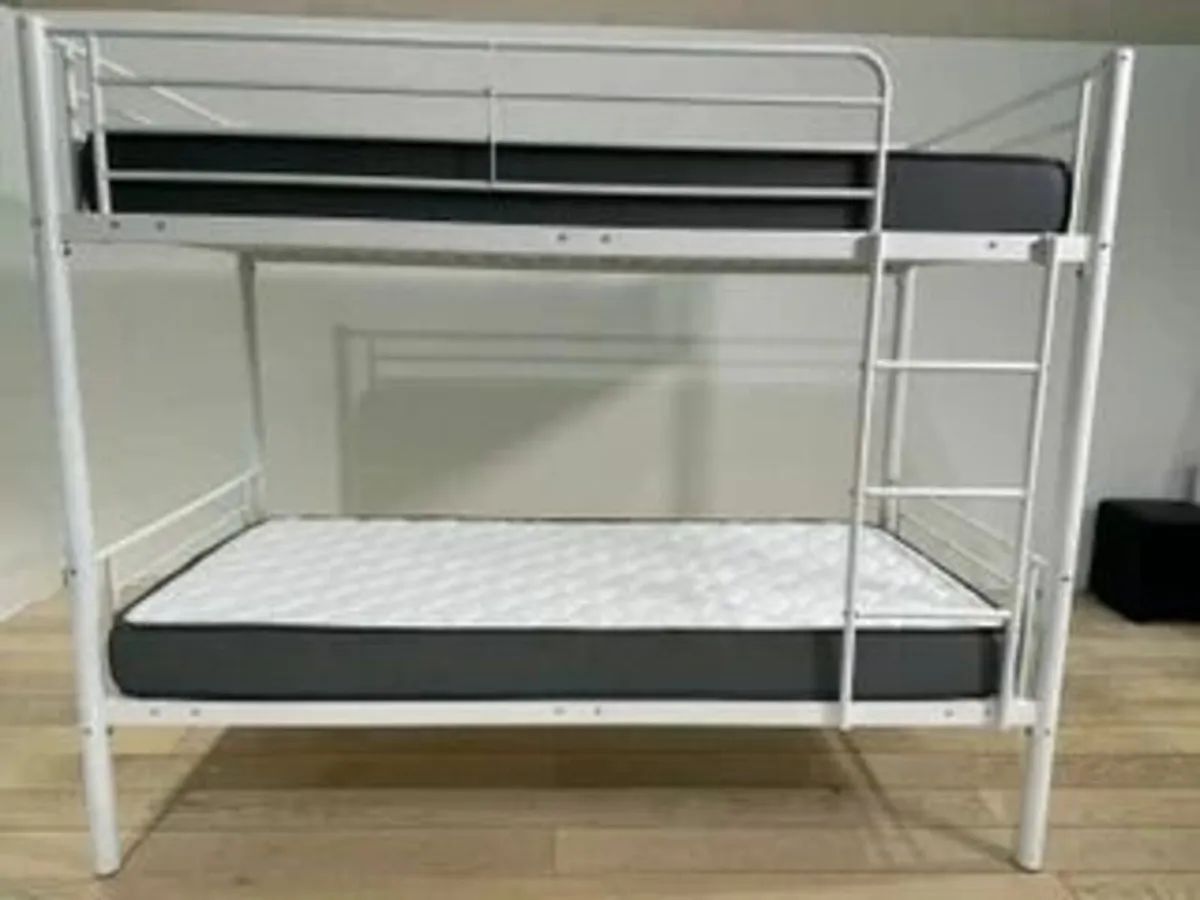 🔥🛏️ Metal Bunk Bed – White ⚠️ Limited Offer! - Image 1