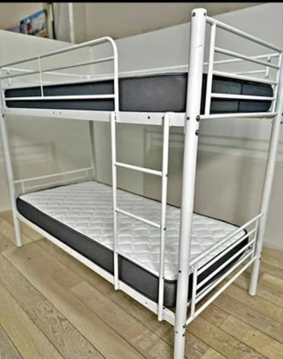 🔥🛏️ Metal Bunk Bed – White ⚠️ Limited Offer! - Image 1