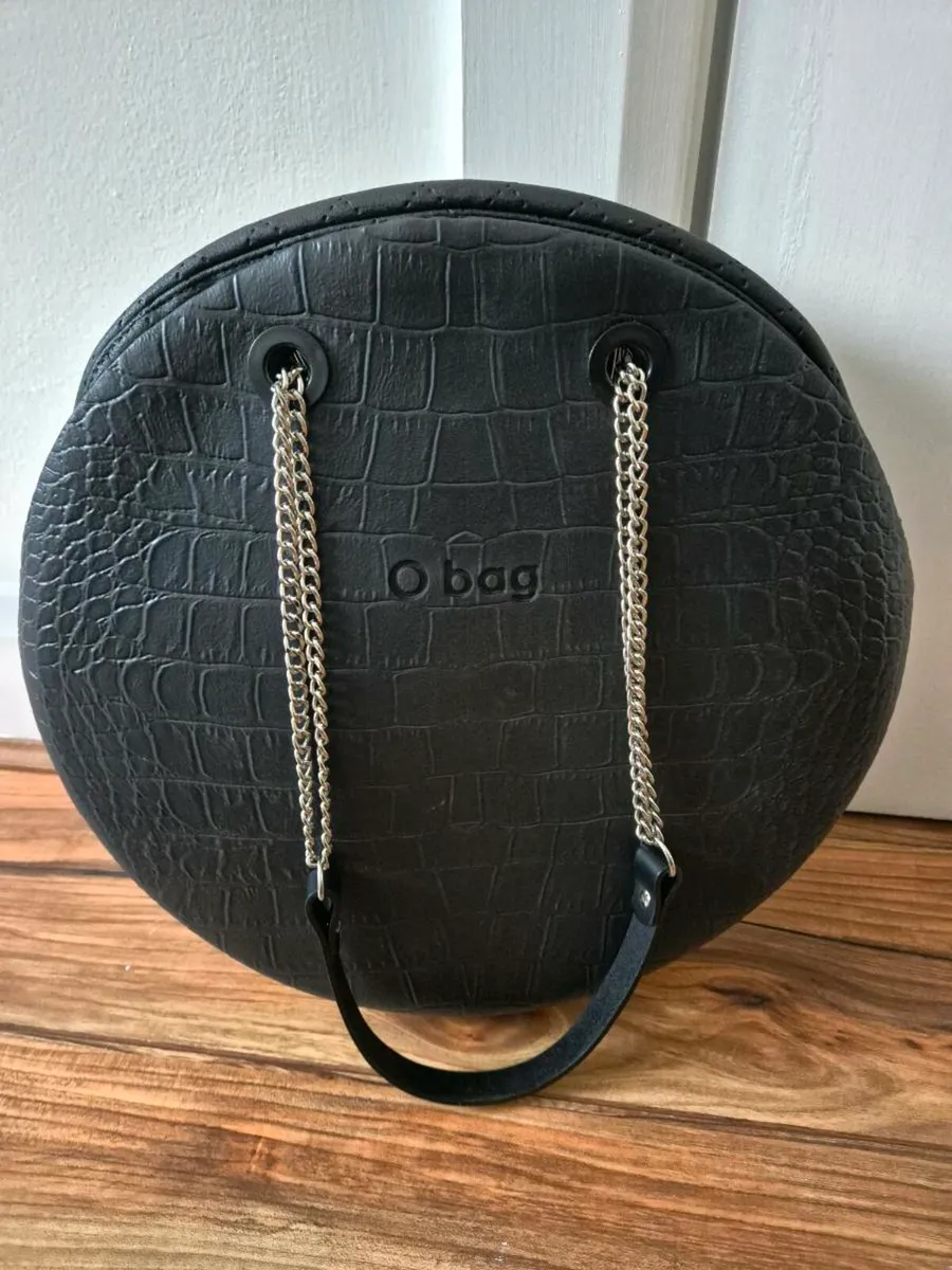 O Bag round,  black,  NEW - Image 1