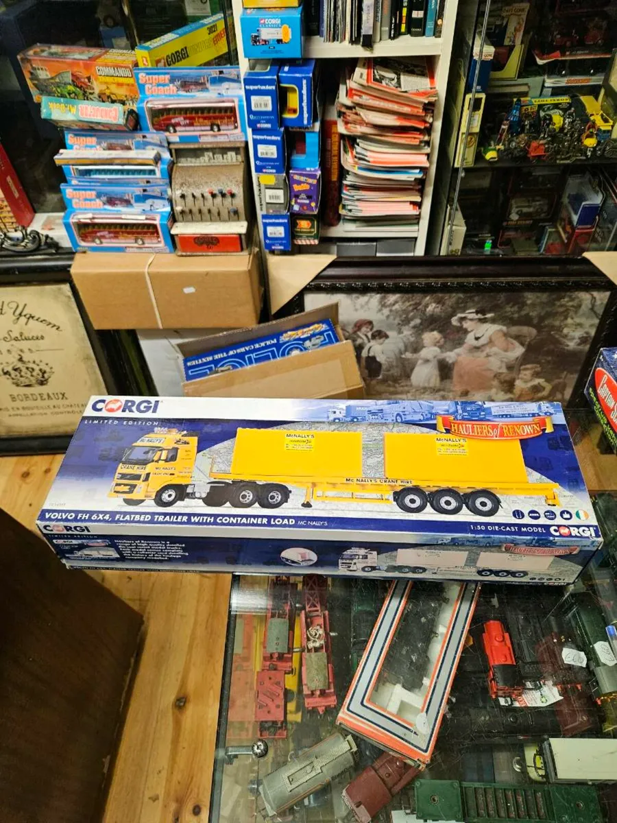 Corgi Volvo Tractor Unit and Trailer McNally 1.50 - Image 1