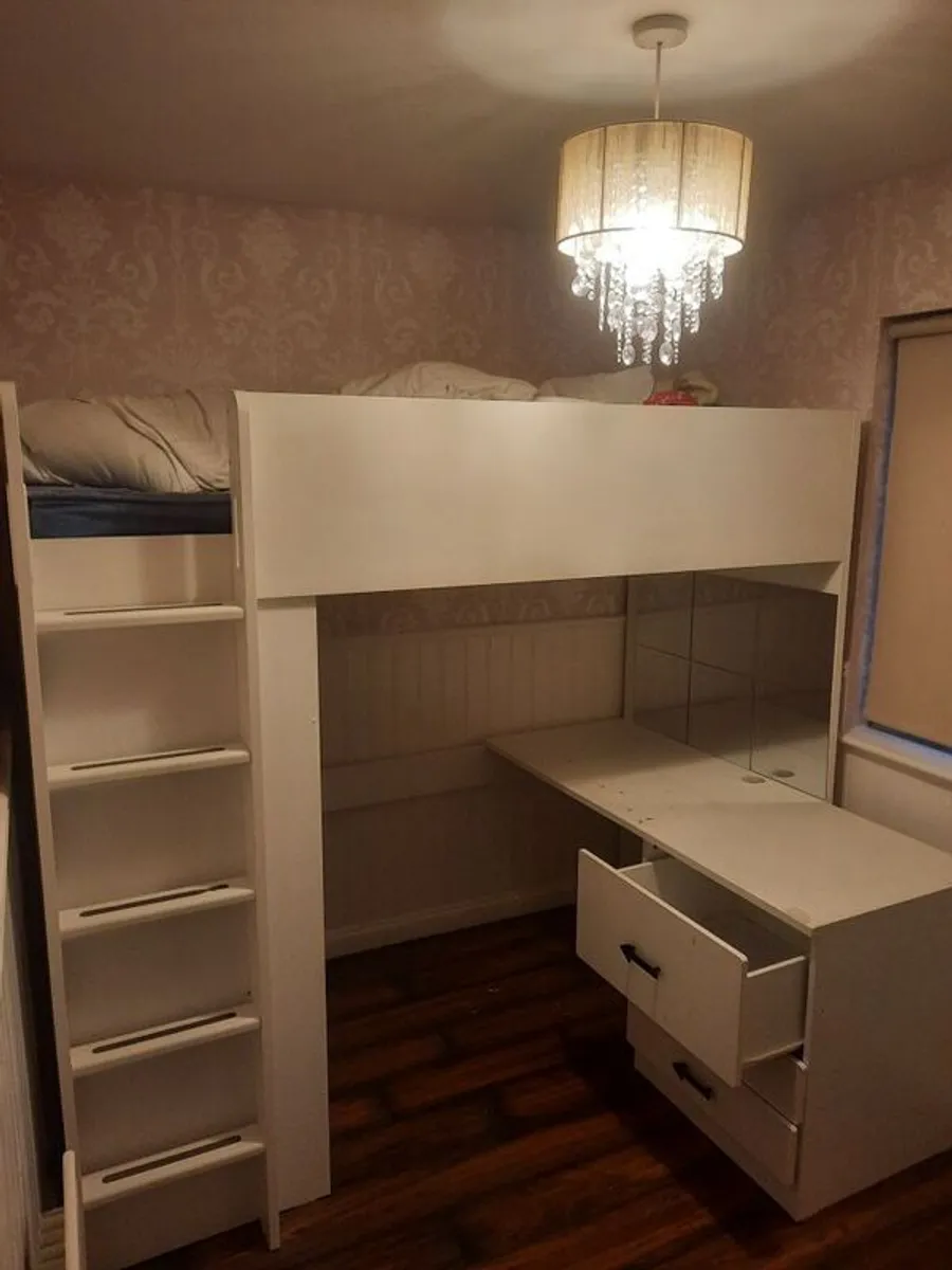 Children furniture - Image 1