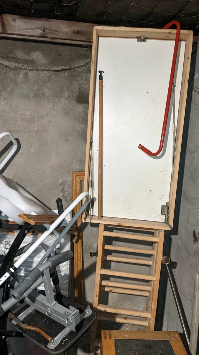 Attic stars pull down - Image 4