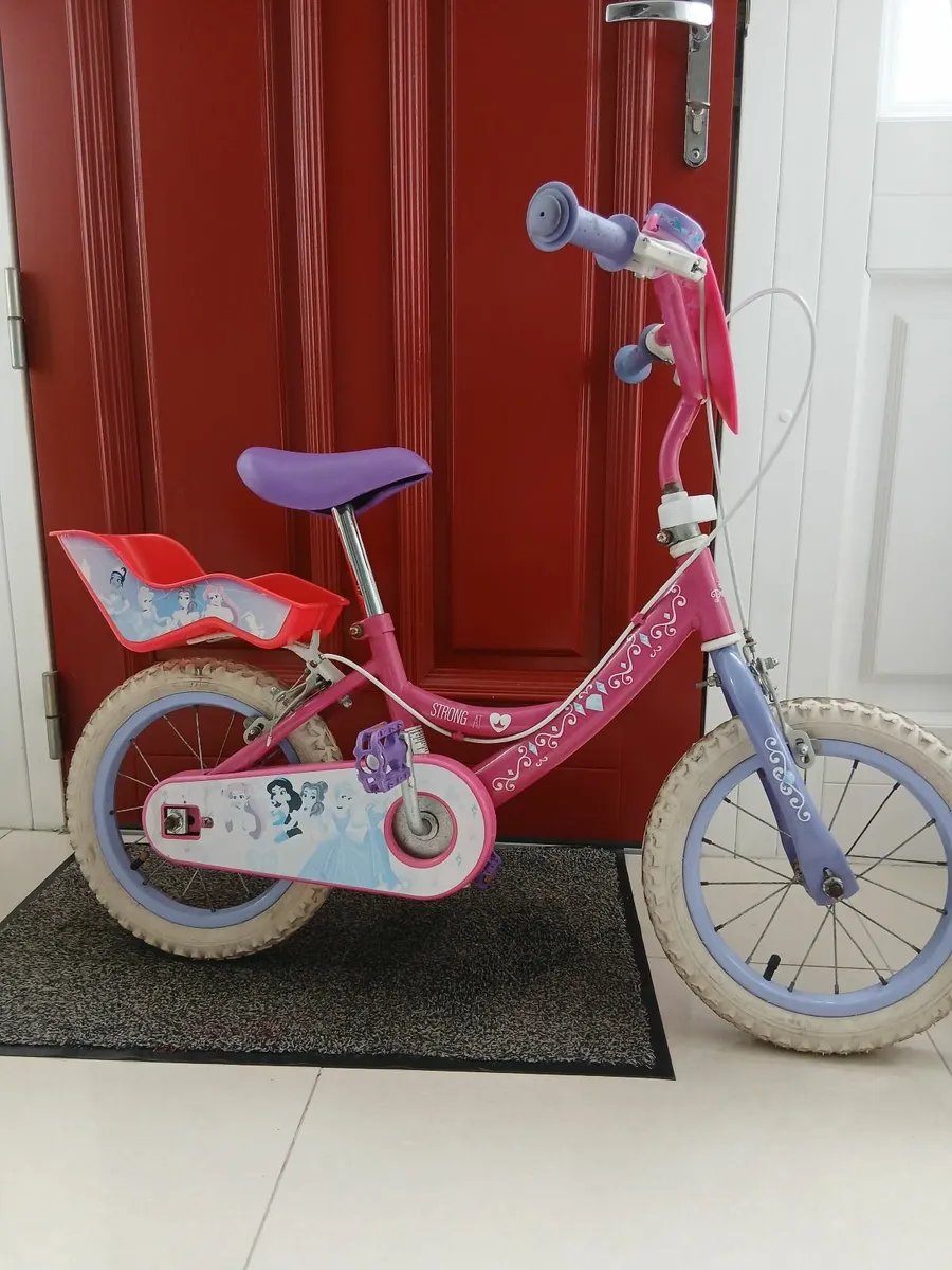 Girls princess bike - Image 3