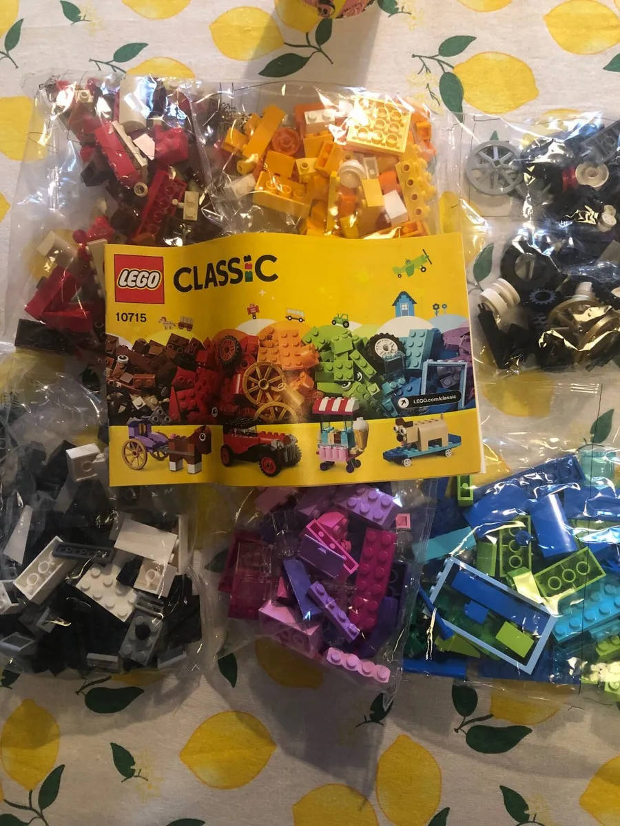 Lego Classic Bundle, new unused-10715 - Image 1