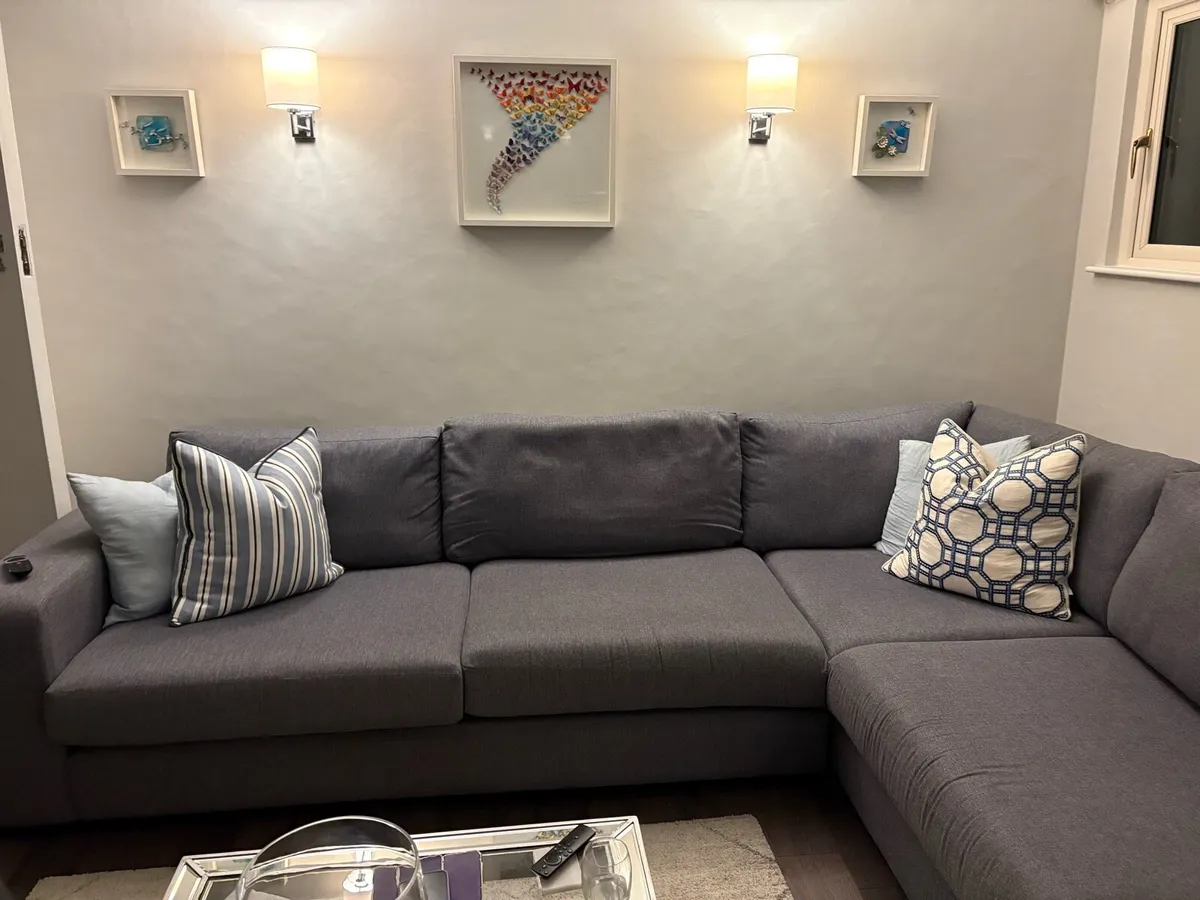 Corner couch - Image 3