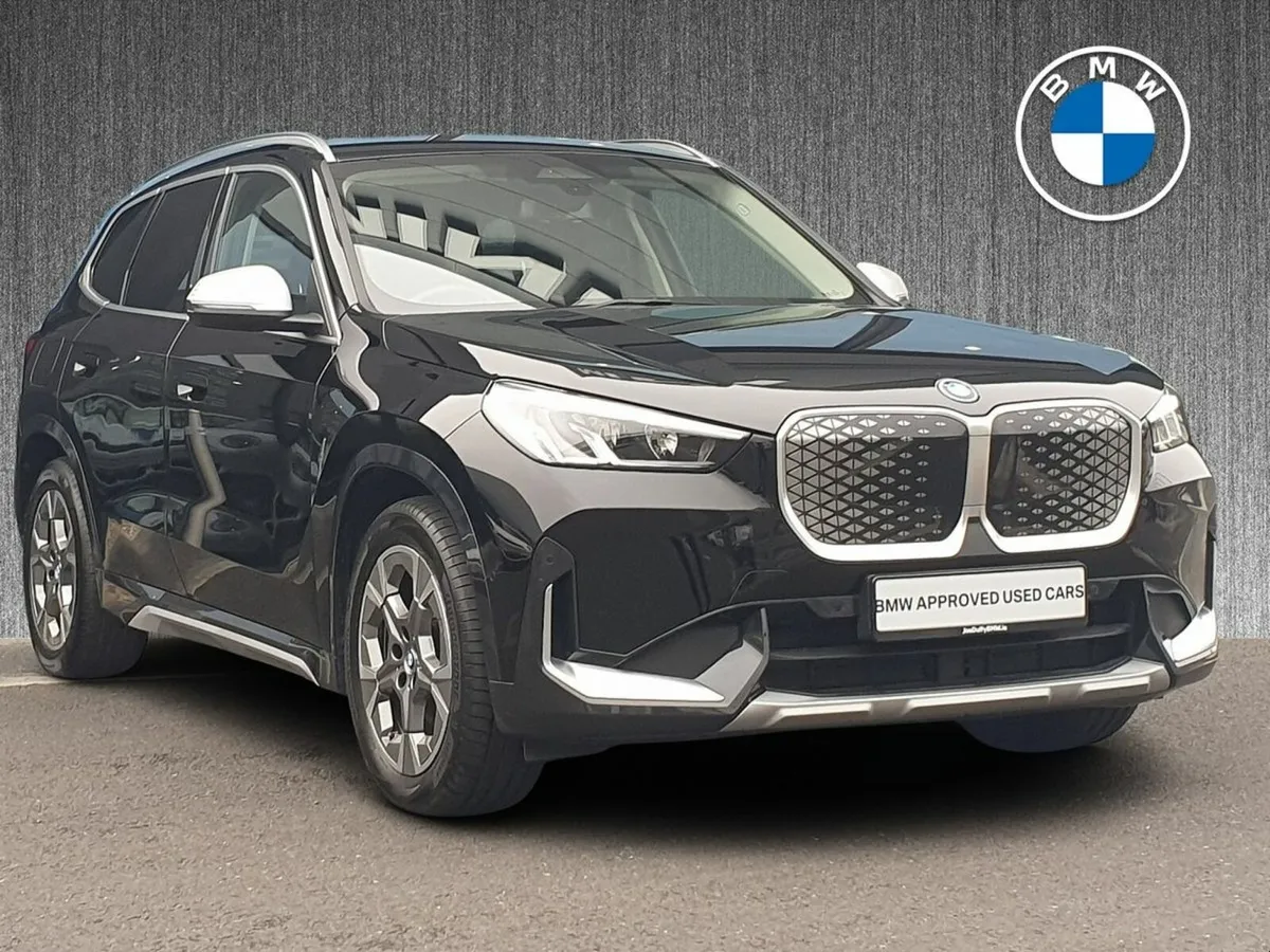 BMW iX1 eDrive20 xLine - Image 1