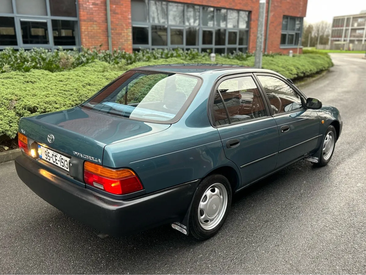 Toyota Corolla 1995 - Image 3
