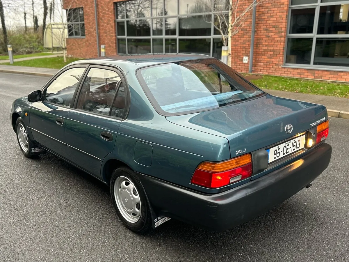 Toyota Corolla 1995 - Image 4