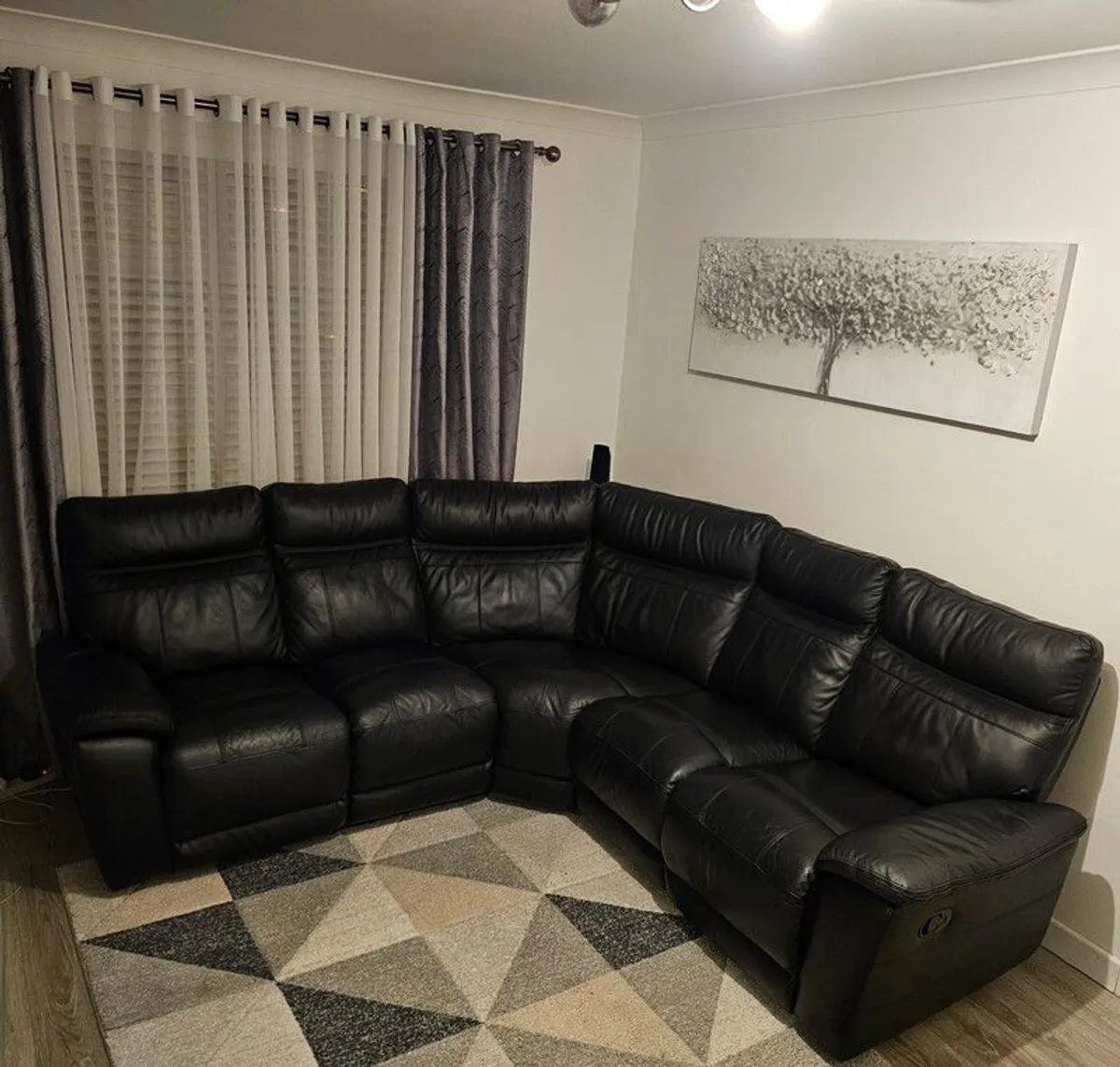 Black Leather Recliner Corner Sofa - Exellent Condition - Image 1