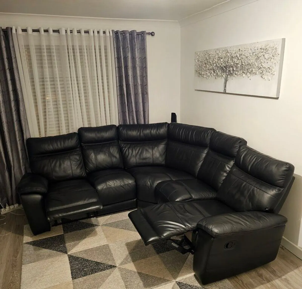 Black Leather Recliner Corner Sofa - Exellent Condition - Image 2