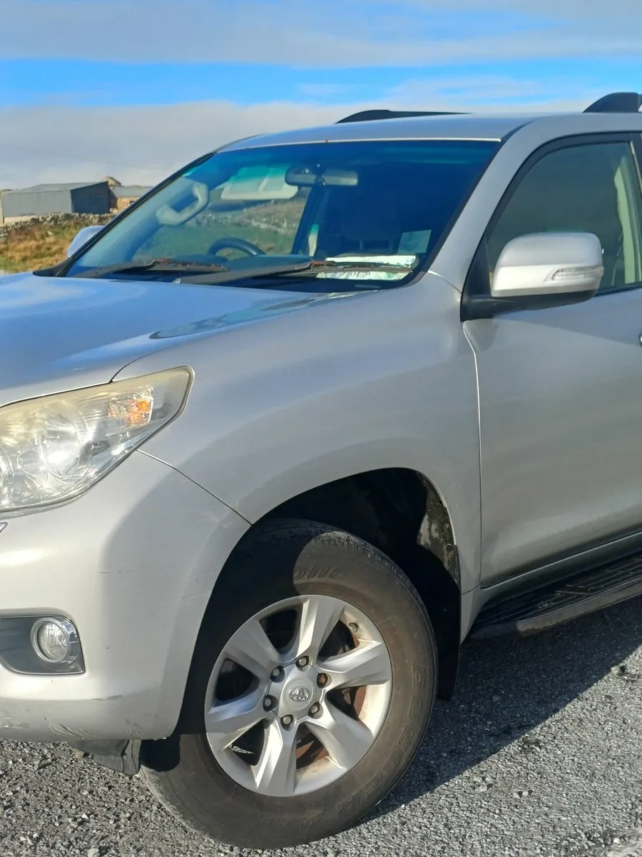 Toyota Land Cruiser 2013 - Image 3
