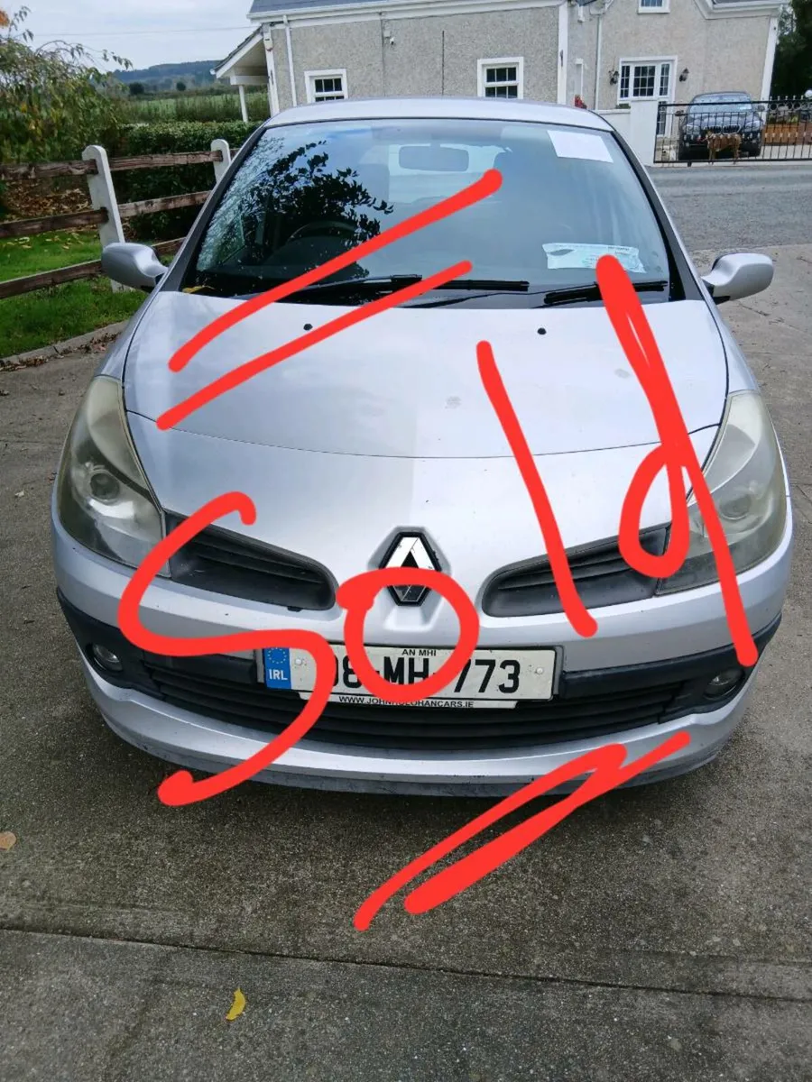 Renault Clio 1.2 - Image 1