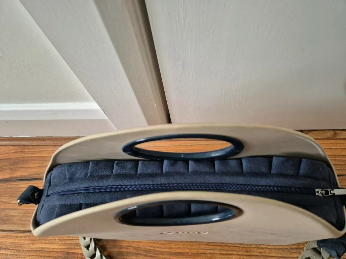 O Bag moon beige and navy - Image 2