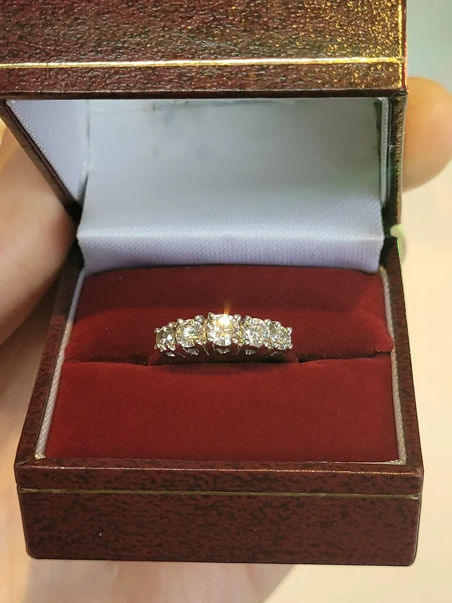 white gold ring - Image 2