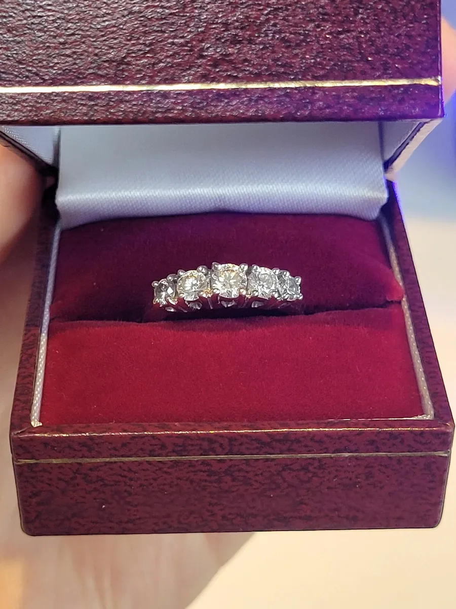 white gold ring - Image 3