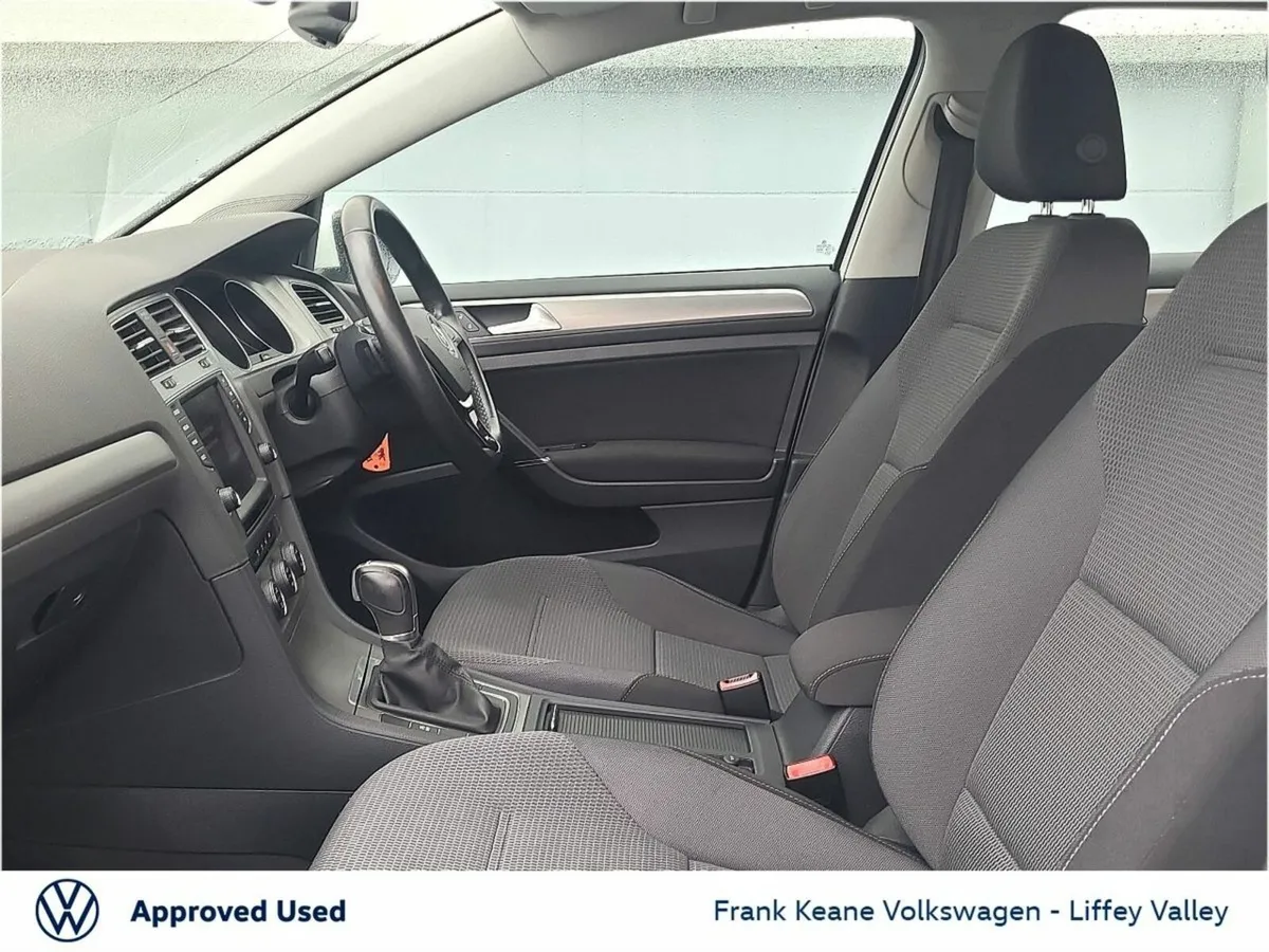 Volkswagen Golf COMFORTLINE AUTO 1.2TSI 115BHP *RE - Image 4
