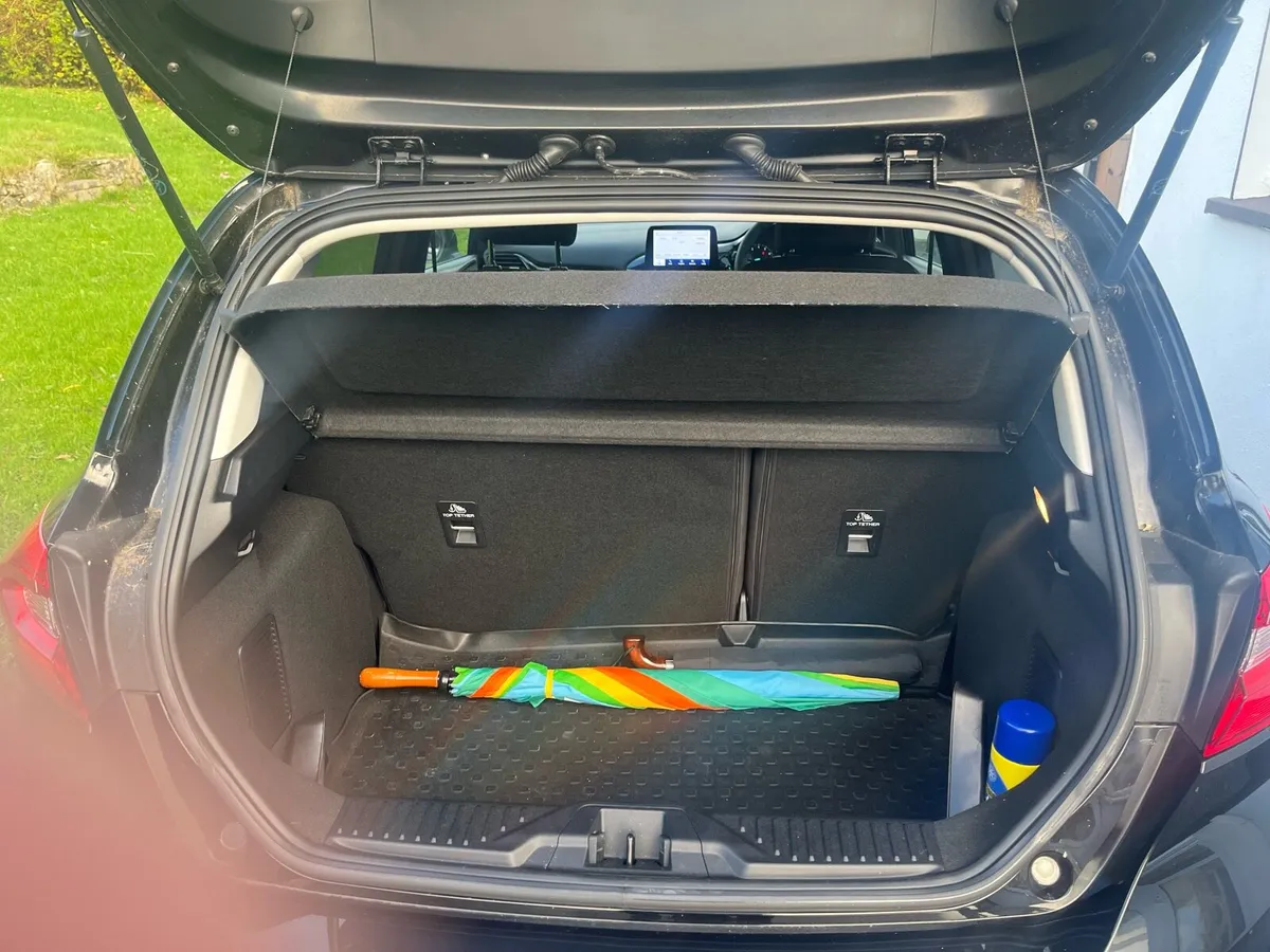 2020 Ford Fiesta - Image 4