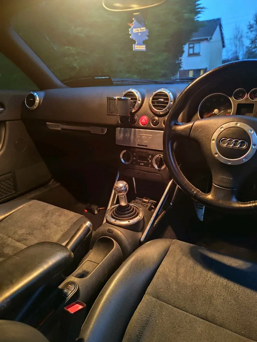 Audi TT 180 Quattro - Image 2