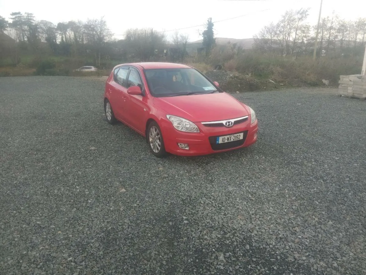 Hyundai i30 - Image 1