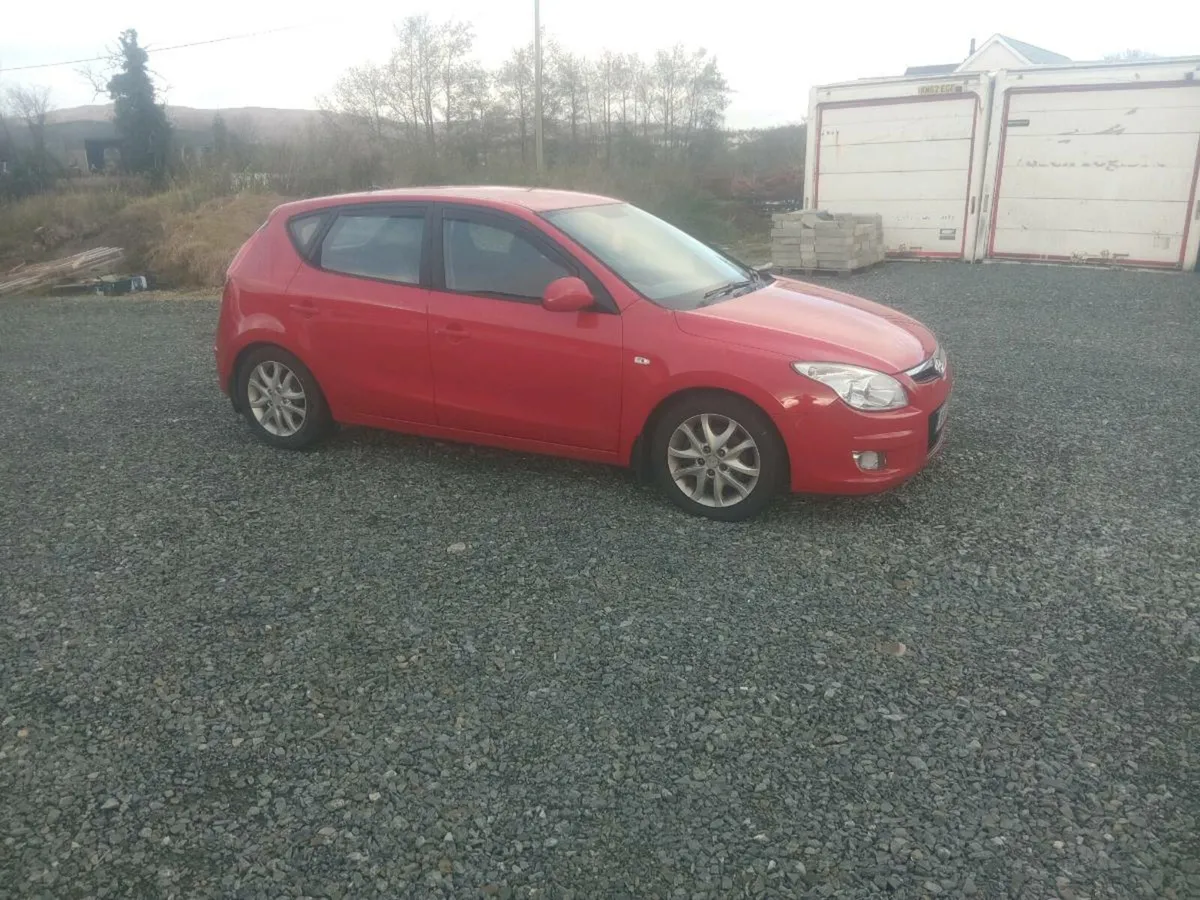 Hyundai i30 - Image 2
