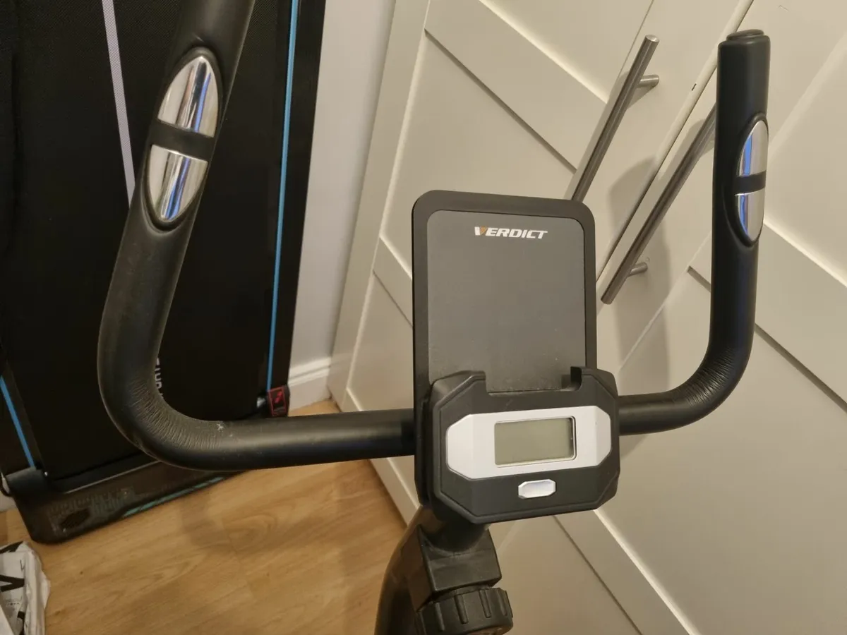 Exercise bike - Image 2
