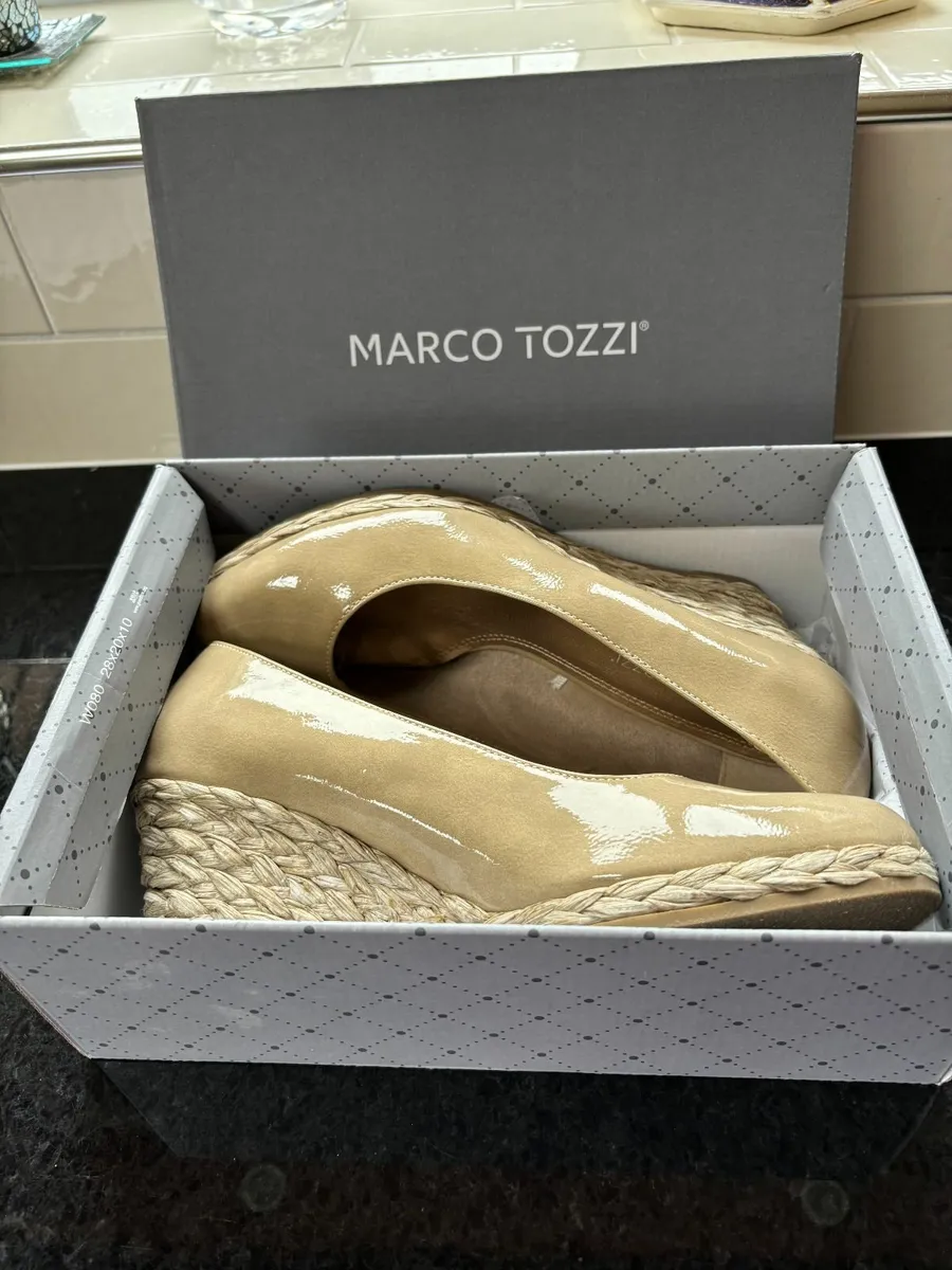 Ladies Shoes - Image 2