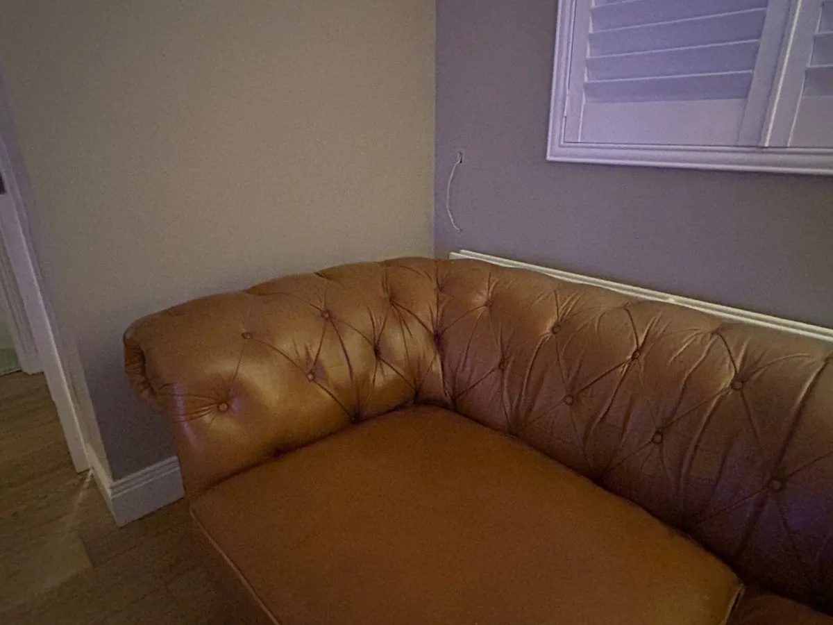 Chesterfield 3 Seater Sofa - Image 2