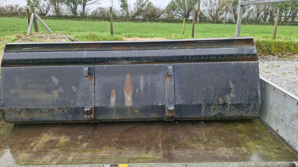 Loader bucket - Image 4