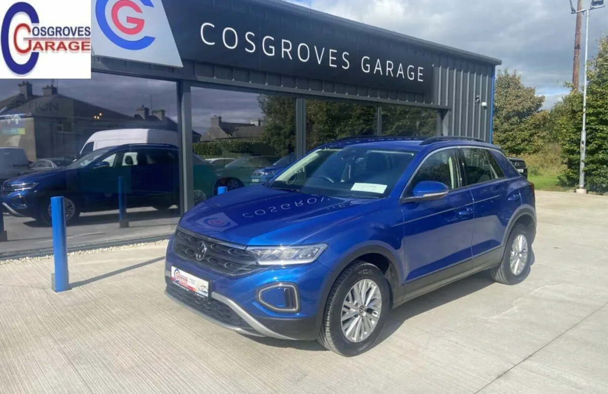 Volkswagen T-Roc 2022 - Image 1