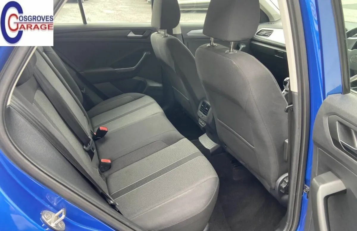 Volkswagen T-Roc 2022 - Image 4