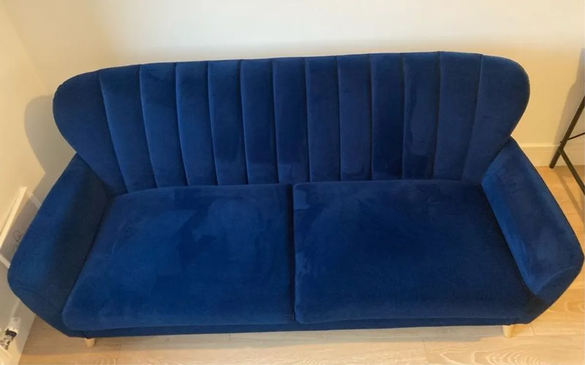 EZ Living Sofa - Image 2