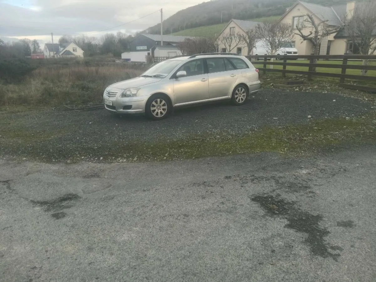 Toyota Avensis - Image 3