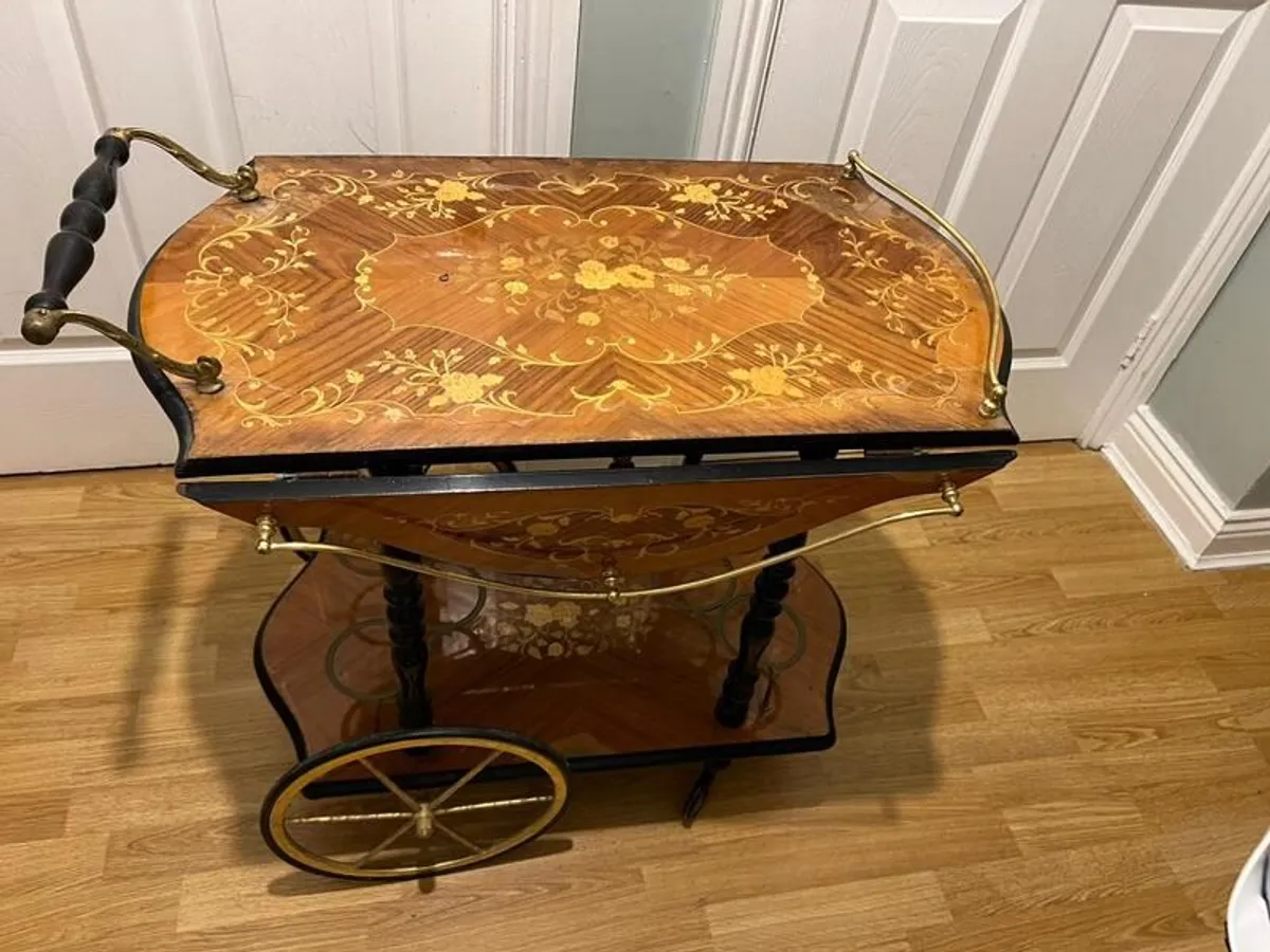 Italian antique wood Inlay drinks table. - Image 2