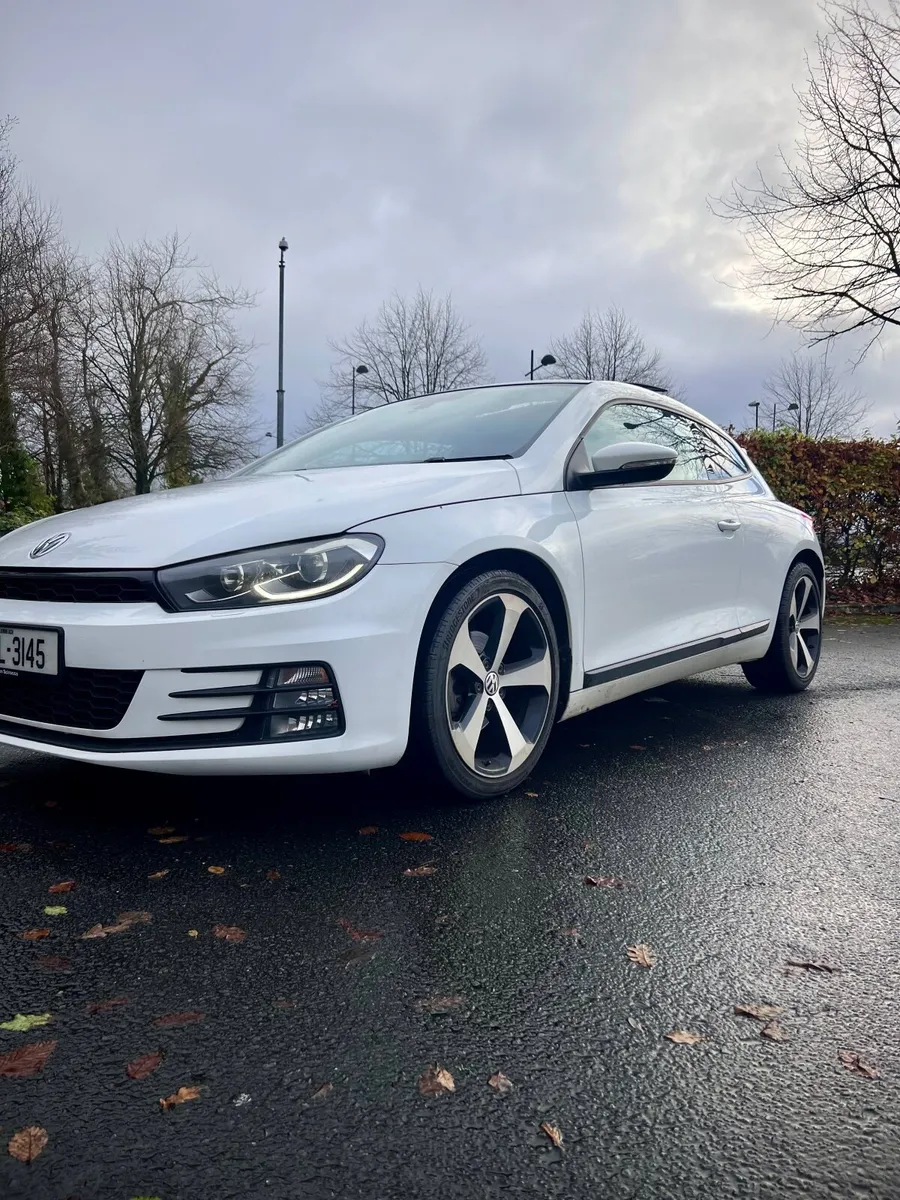 Volkswagen Scirocco 2015 Sunroof & HID - Image 1